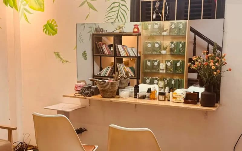 Góc làm đẹp Mộc An Spa nhiều sản phẩm
